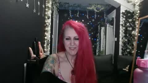 SaucySky online show from 01-18-25, 03:31