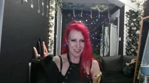 SaucySky online show from 02-02-25, 01:12