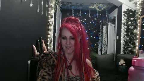 SaucySky online show from 02-08-25, 03:30