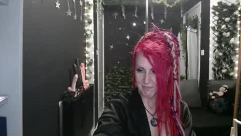 SaucySky online show from 09-08-25, 09:25