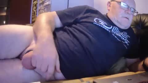 Snapshot of saugeil123 chatting on 11-01-25, 08:33 saugeil123 online show from 11-01-25, 08:33