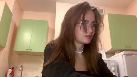 Martha online show from 10-02-25, 04:25