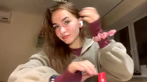 Martha online show from 10-04-25, 04:38