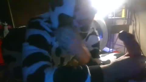 Snapshot of savagebarbie01 chatting on 10-29-25, 10:17 savagebarbie01 online show from 10-29-25, 10:17