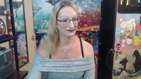 Savanah online show from 09-15-25, 01:49