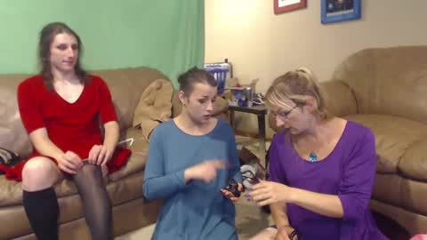 Savanah online show from 11-03-25, 01:08