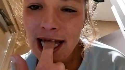 savannahjays online show from 11-25-25, 01:44