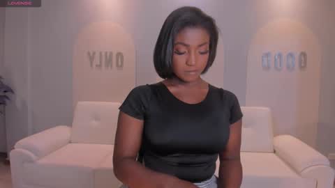 S a v a n n a h  online show from 10-09-25, 08:40