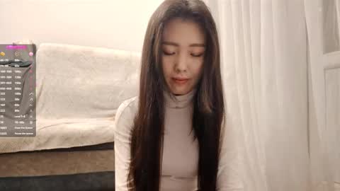 Aiko online show from 11-03-25, 01:01