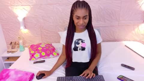 savory_pussy18 online show from 09-27-25, 01:38