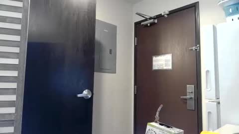 SavvySavage online show from 01-20-25, 09:32