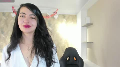 Saya Amaretto  online show from 10-16-25, 07:15