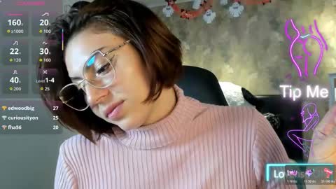 Saya Amaretto  online show from 10-18-25, 05:25