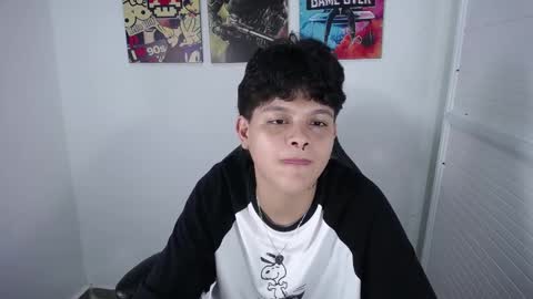 Snapshot of sayd_23 chatting on 01-21-25, 11:34 sayd_23 online show from 01-21-25, 11:34