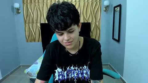 Snapshot of sayd_23 chatting on 02-07-25, 03:34 sayd_23 online show from 02-07-25, 03:34