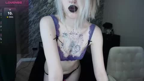 Anges online show from 11-07-25, 03:39