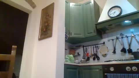 sbrinaiceberg online show from 10-24-25, 04:42