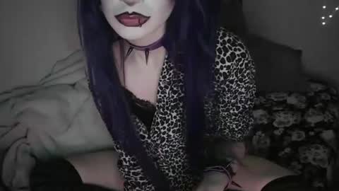 Scary online show from 12-08-24, 05:50