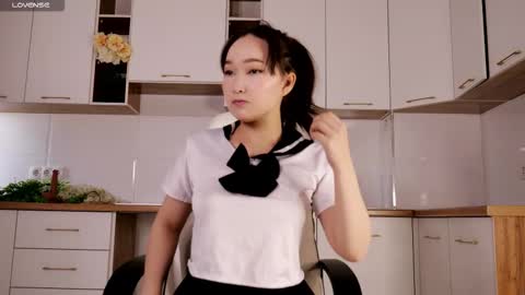 Snapshot of scamelia chatting on 10-20-25, 05:08 scamelia online show from 10-20-25, 05:08