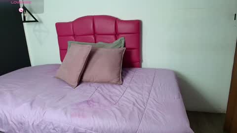 SCARLET JHONSON online show from 01-24-25, 11:37