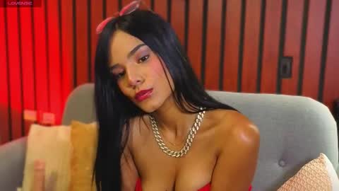 Snapshot of scarleett_collins chatting on 10-23-25, 07:01 Scarlett Collins online show from 10-23-25, 07:01