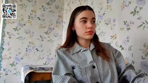 Kira online show from 10-24-25, 08:33