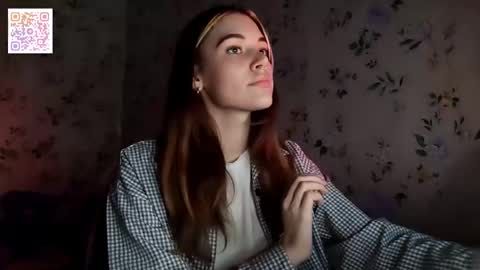 Kira online show from 11-15-25, 04:03