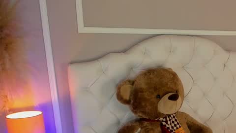 scarlet hill online show from 12-29-24, 07:00