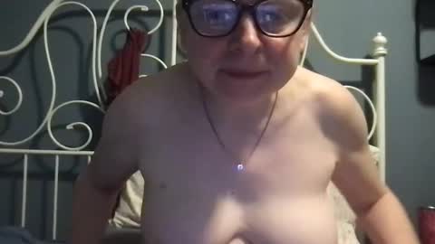 scarlet_envyy online show from 09-09-25, 10:59