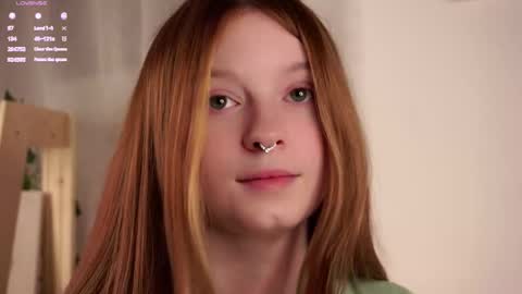 Snapshot of scarlet_fever10 chatting on 10-25-25, 01:07 scarlet_fever10 online show from 10-25-25, 01:07