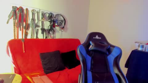 scarlet taylor kennedy online show from 02-05-26, 08:57