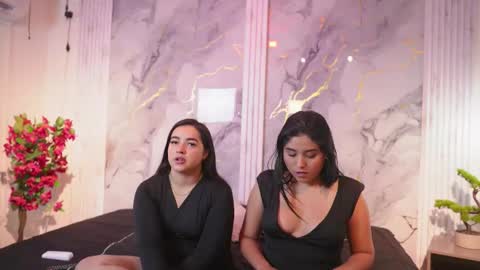 scarleta_and_naomi online show from 01-19-26, 05:00