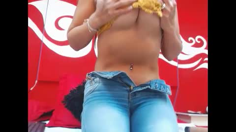 Snapshot of scarlethchannel chatting on 11-01-25, 02:41 Scarleth online show from 11-01-25, 02:41