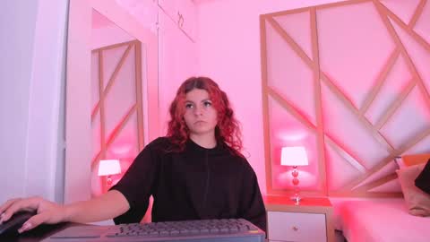 Scarlet online show from 12-15-24, 01:00
