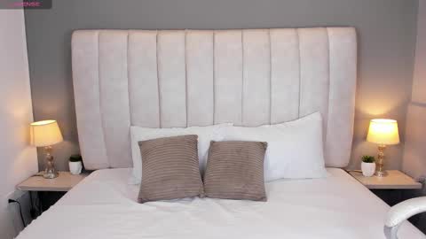 Scarlet online show from 09-13-25, 05:07