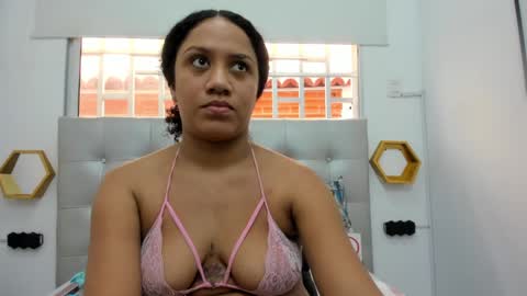 scarlett_fox20 online show from 01-05-25, 06:24