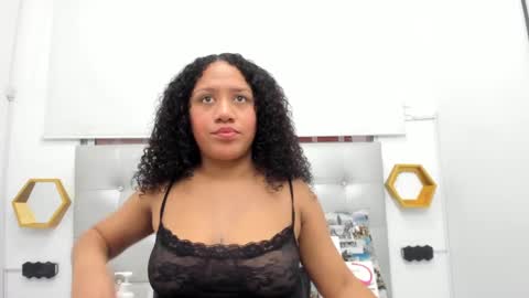 scarlett_fox20 online show from 01-09-25, 11:25