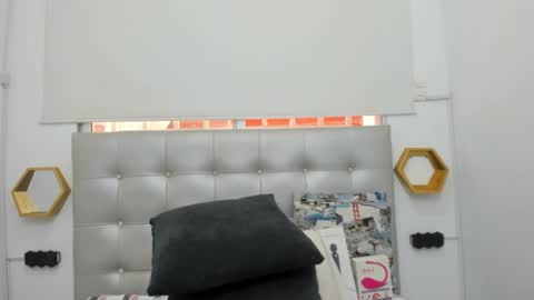scarlett_fox20 online show from 01-12-25, 12:23