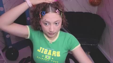 Snapshot of scarlett_joe_v chatting on 10-22-25, 07:57 scarlett_joe_v online show from 10-22-25, 07:57