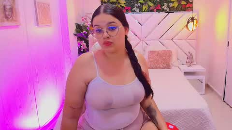 Snapshot of scarlett_montoya chatting on 10-16-25, 11:22 scarlett montoya online show from 10-16-25, 11:22