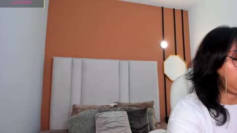 Scarllett online show from 01-13-26, 04:40