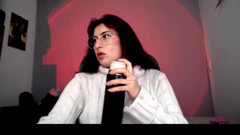 Snapshot of scarlett_sen chatting on 10-23-25, 02:27 Mistress Scarlett online show from 10-23-25, 02:27