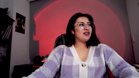 Snapshot of scarlett_sen chatting on 11-04-25, 12:26 Mistress Scarlett online show from 11-04-25, 12:26