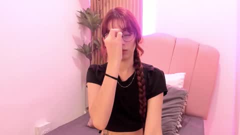 scarlett smith 3 online show from 10-13-25, 03:17