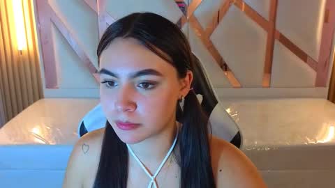 Scarlett online show from 09-25-25, 01:04