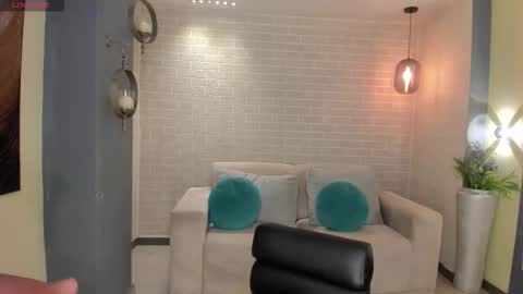 Snapshot of scarlettblaze1 chatting on 11-14-25, 12:04 Sacrlett Blaze online show from 11-14-25, 12:04