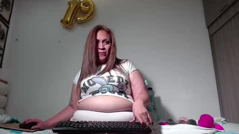 Snapshot of scarlettbooty chatting on 11-06-25, 04:24 scarlettbooty online show from 11-06-25, 04:24