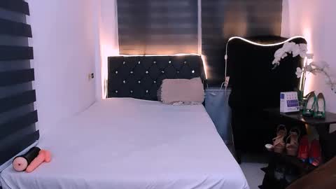 Snapshot of scarlette_sluttish_princess chatting on 02-13-25, 09:41 scarlette online show from 02-13-25, 09:41