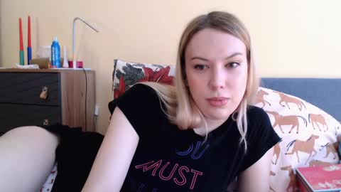 Scarlett online show from 12-20-24, 11:10