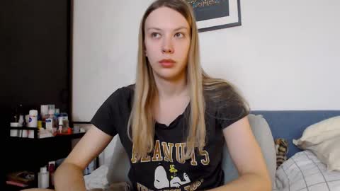 Snapshot of scarlettford chatting on 02-13-26, 11:06 Scarlett online show from 02-13-26, 11:06